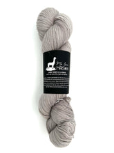 Charger l'image dans la galerie, Berger Belge (fingering)